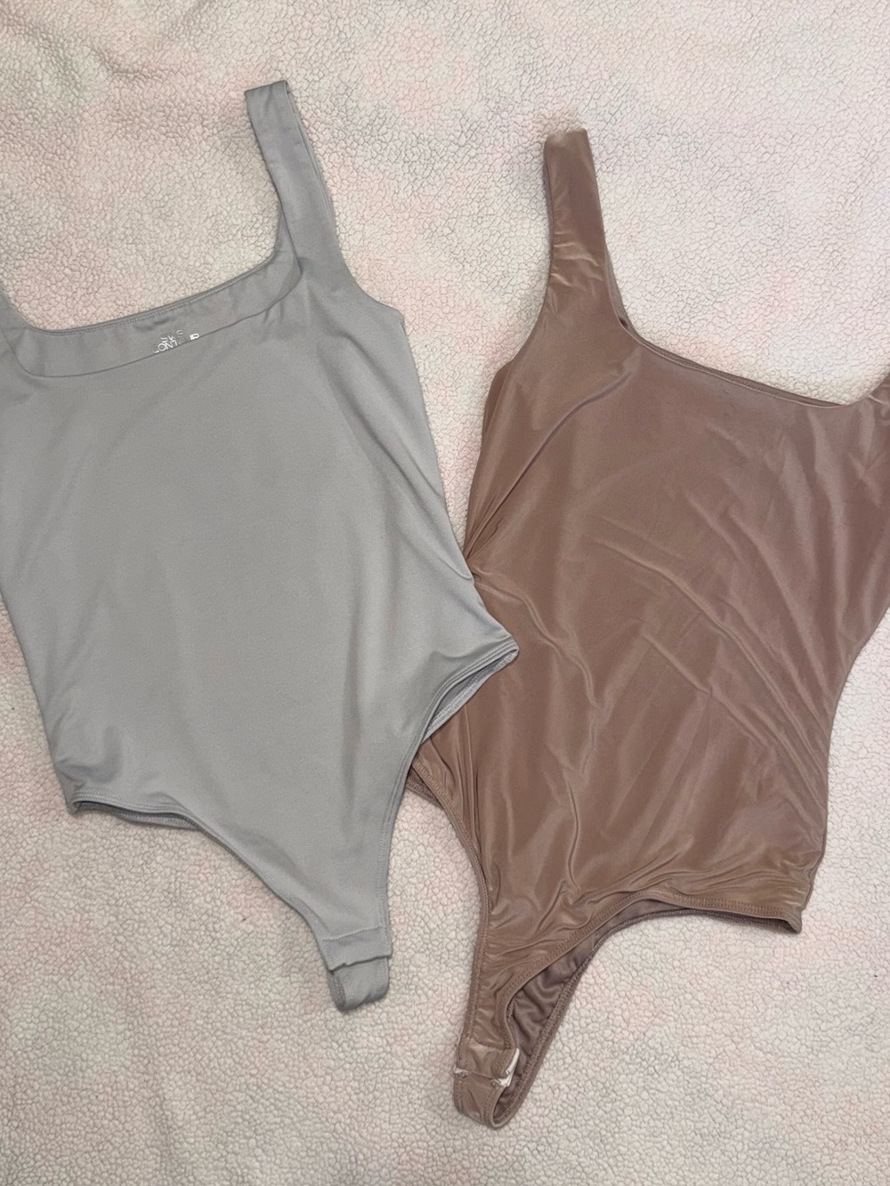 Women’s Scoop Neck Bodysuit in Light Gray and Taupe